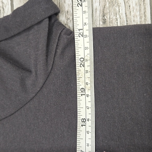 Torrid The Beatles Dark Grey Band Tee - Picture 8 of 9